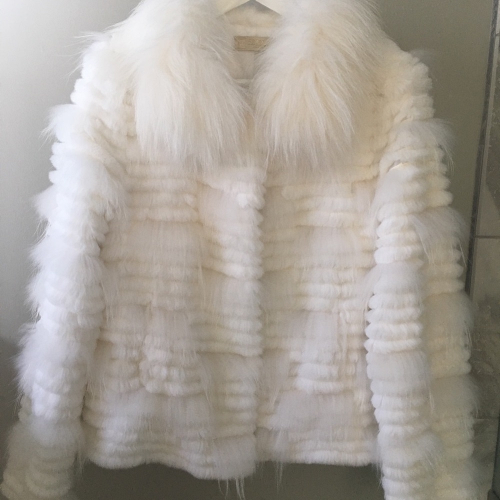 Fur jacket/white